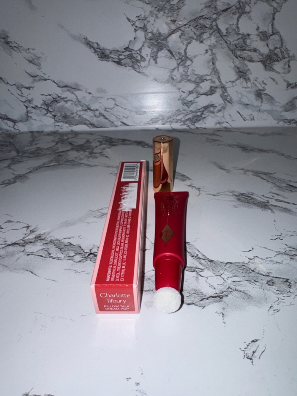 NWT Charlotte Tilbury matte blush wand: pillow talk dream pop
Never used